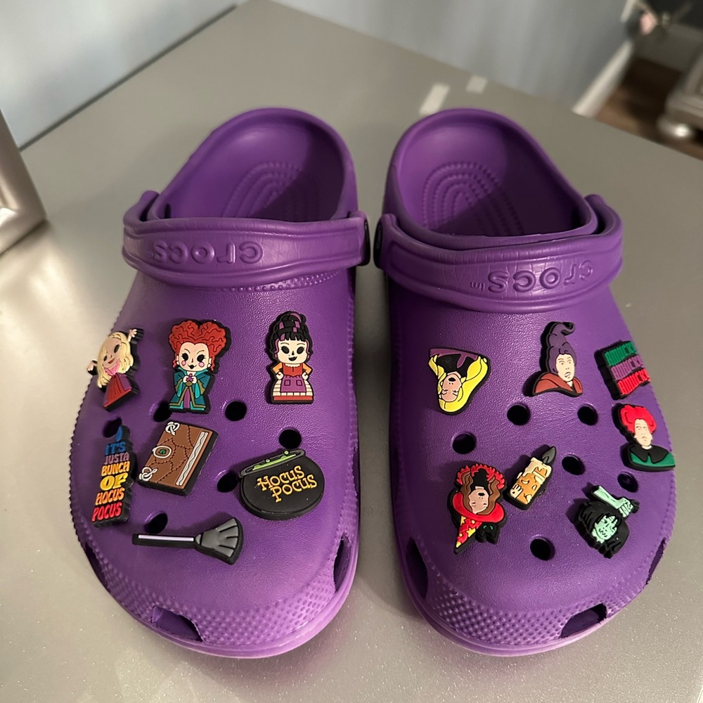 CROCS Disney Hocus Pocus Halloween shoes